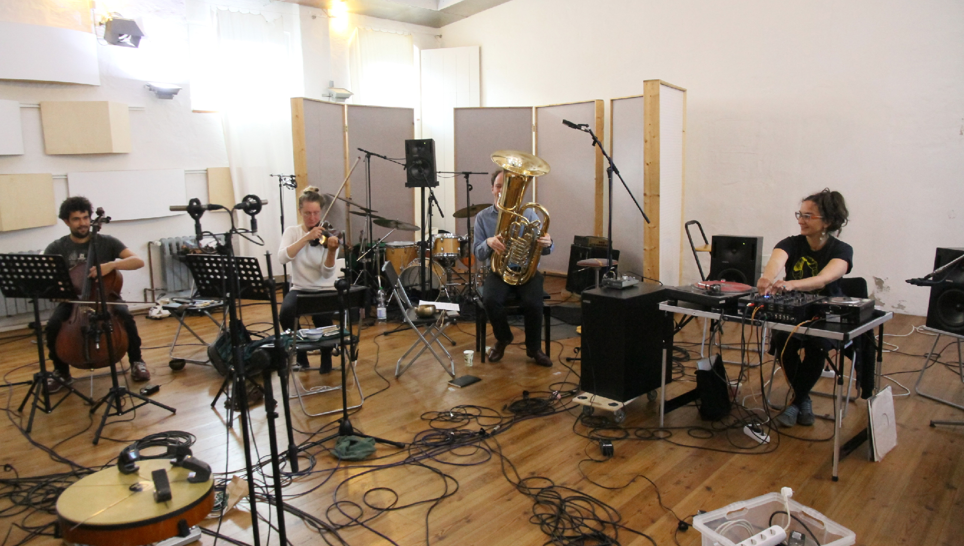 2019-07-08 Ame Zek's 'Unfinished sense of time' im Studio Börne45